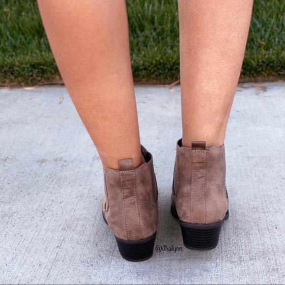 Taupe Ankle Chelsea bootie - Picture 3 of 3